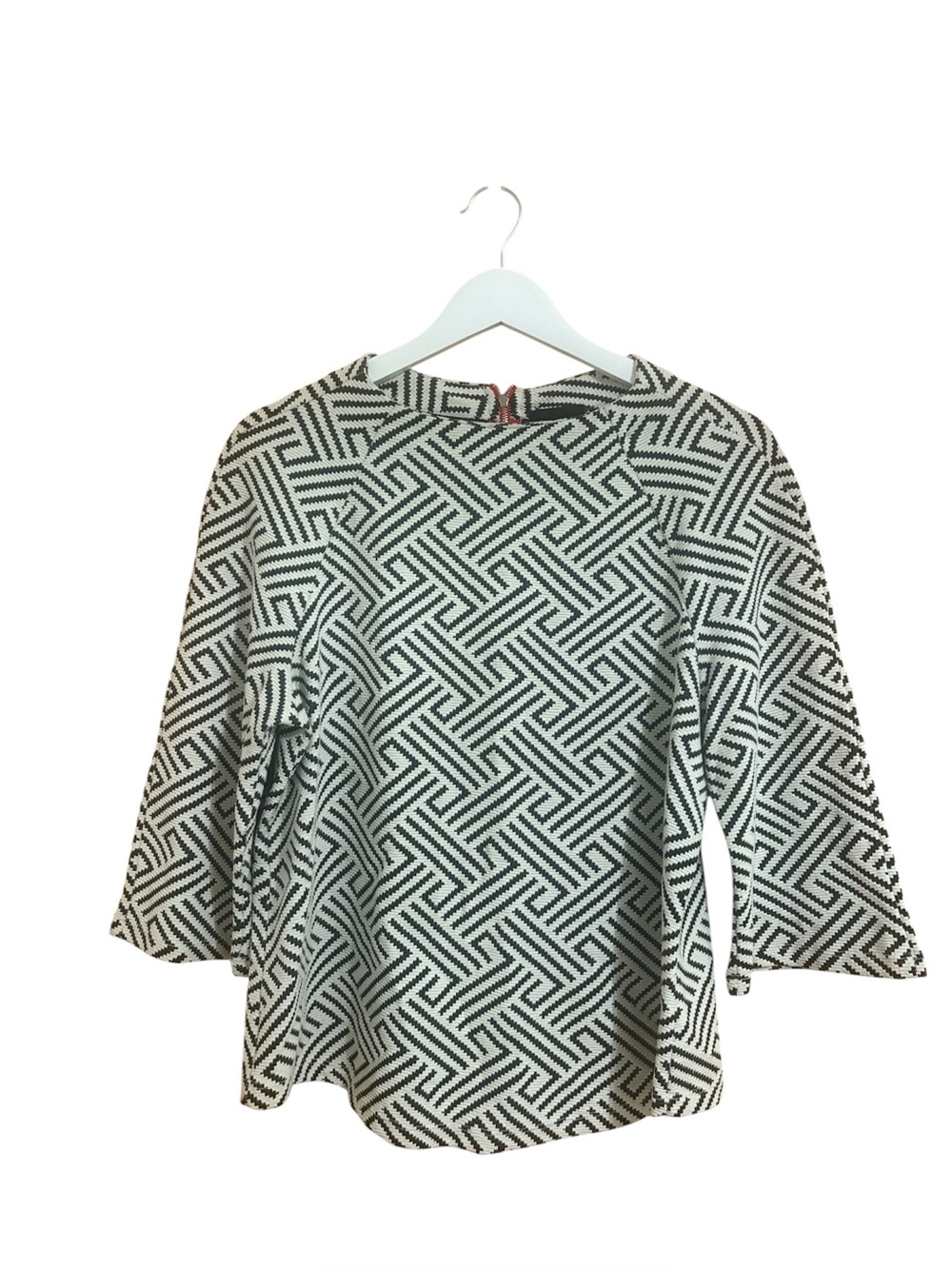 Nordstrom W5 Size Medium White and Black Blouse